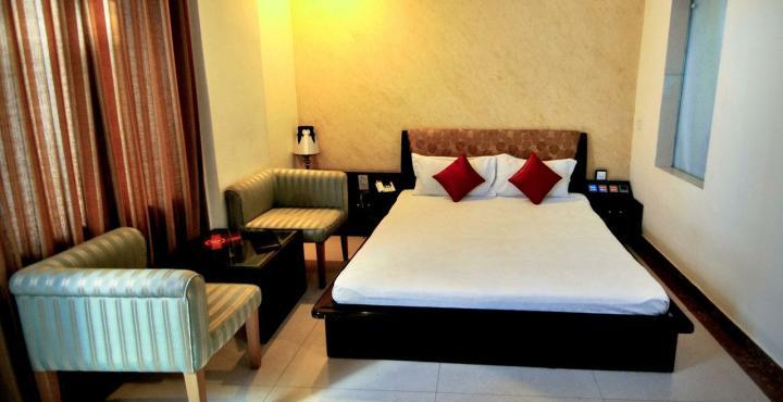 Hotel Rajshree Chandīgarh Buitenkant foto