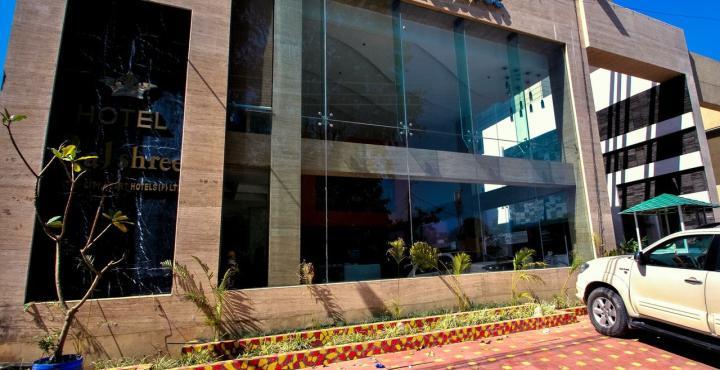 Hotel Rajshree Chandīgarh Buitenkant foto