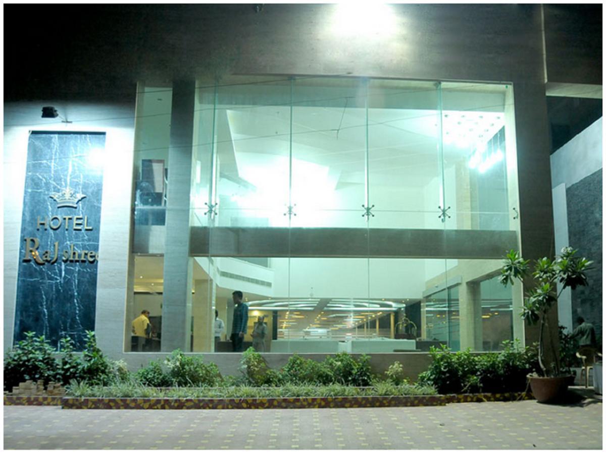 Hotel Rajshree Chandīgarh Kamer foto